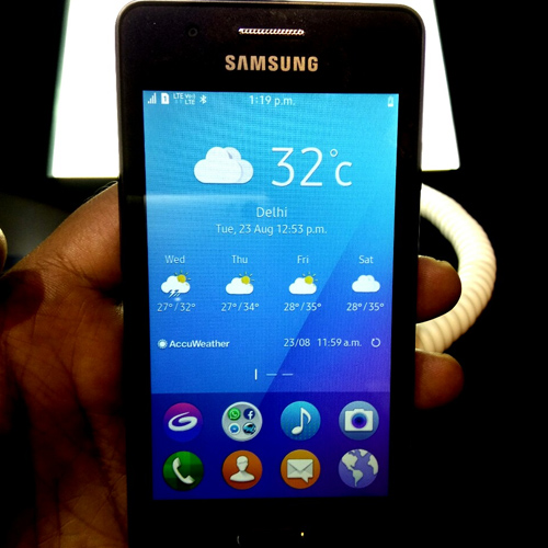 samsung launches tizen os based z2 smartphone for rs 4590 73656