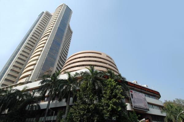  share markets rally sensex up 277 points 325806