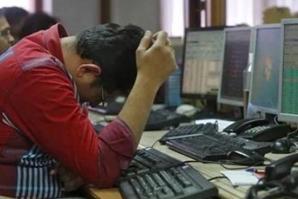 sensex drops 938 points nifty closes below 14000 466752