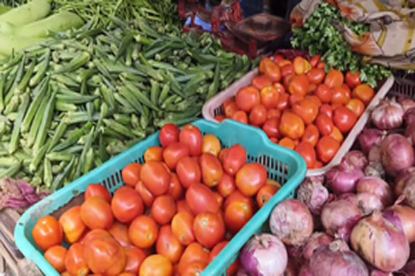 rising vegetable prices in delhi have spoiled people budget 653289