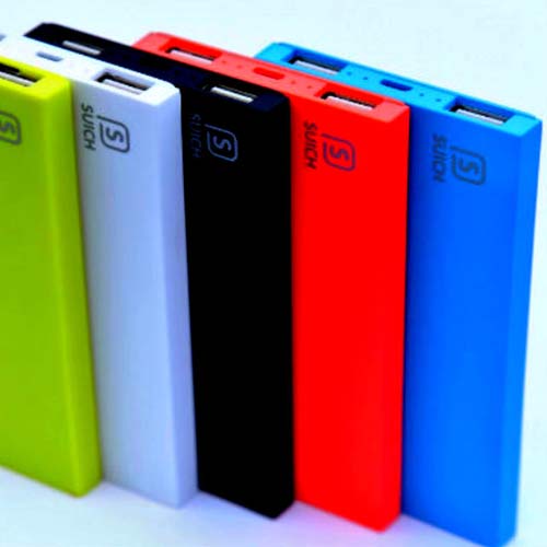 Buy first Made in India power banks at Re.1