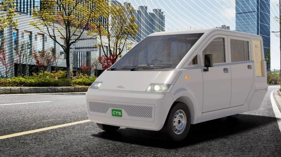 Auto Expo 2025: Solar and flying cars will dominate - Automobile News in Hindi