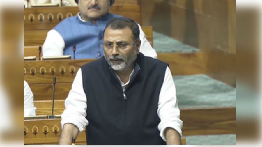 Shivraj Singh Chouhan answered Nishikant Dubey question on Abua Awas Yojana - Delhi News in Hindi