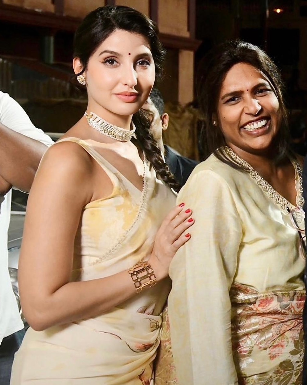 Nora Fatehi first look from the sets of Matka is out, fans love it - Mumbai News in Hindi