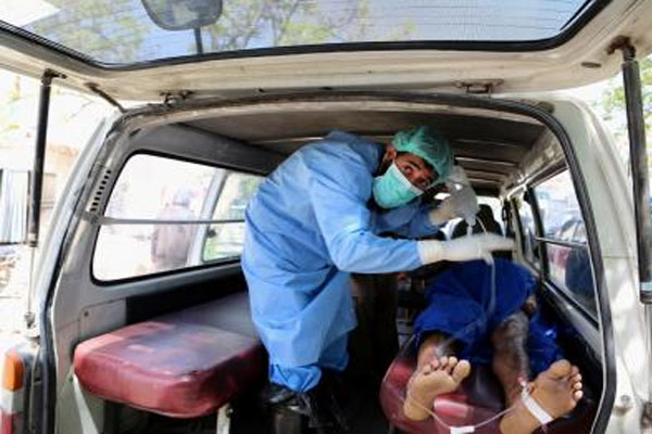 24 killed as minibus falls into gorge in Afghanistan - World News in Hindi