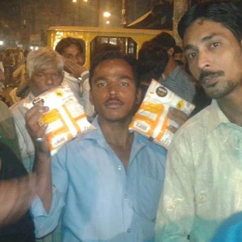 rumours trigger chaos in UP, delhi,people throng to buy salt - Delhi News in Hindi