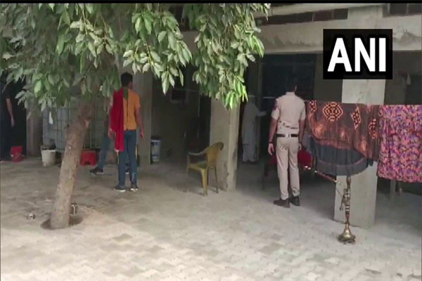 Action against criminals: Delhi Police raids 20 places in Delhi and Haryana - Jhajjar News in Hindi