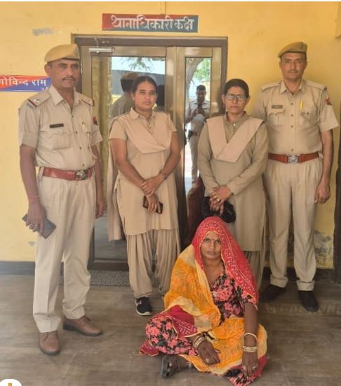 टैक्सी में यात्रा करने वाली एक महिला के एक बैग से 15 रुपये के सोने के गहने की चोरी का खुलासा, एक गिरफ्तार महिला गिरफ्तार, बर्मर न्यूज ऑन हिंदी टैक्सी में यात्रा करने वाली एक महिला के एक बैग से 15 रुपये के सोने के गहने की चोरी का खुलासा, एक गिरफ्तार महिला गिरफ्तार, बर्मर न्यूज ऑन हिंदी