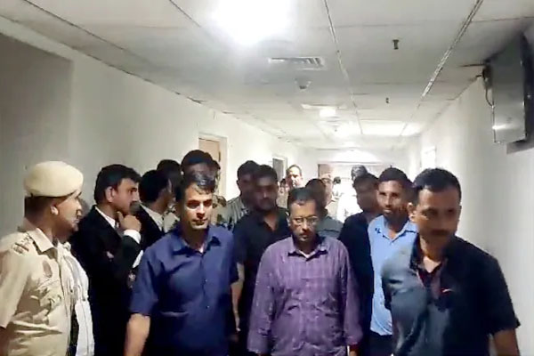 Liquor scam case: No relief from court to Kejriwal, sent to judicial custody till April 1 - Delhi News in Hindi