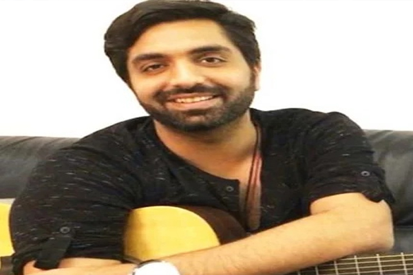 I am different from other artists, my music has truth, love and emotion - Akhil Sachdeva - Bollywood News in Hindi