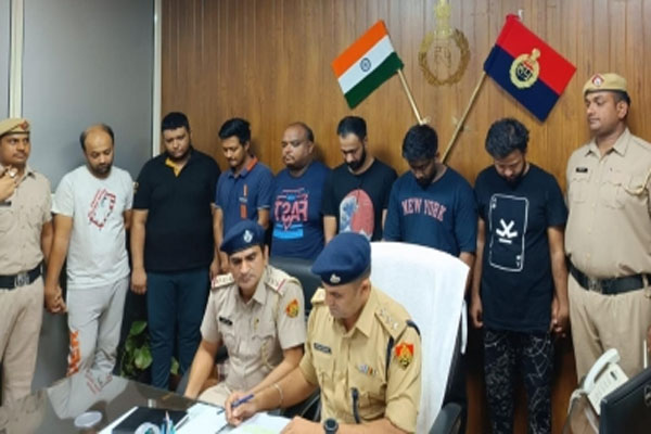 गुरुग्राम में फर्जी इंटरनेशनल कॉल सेंटर का भंडाफोड़, 7 लोग गिरफ्तार