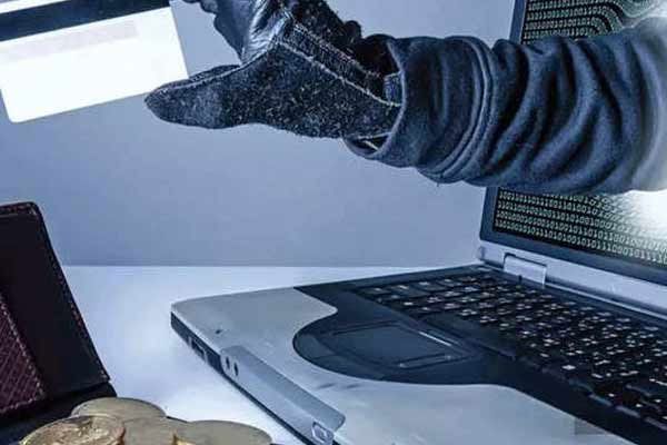 Asked OTP number on call in Jaipur, thousands of people cheated online from two people - Jaipur News in Hindi