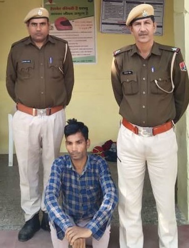 Nephew arrested for crushing uncle,s head with stone - Bharatpur News in Hindi