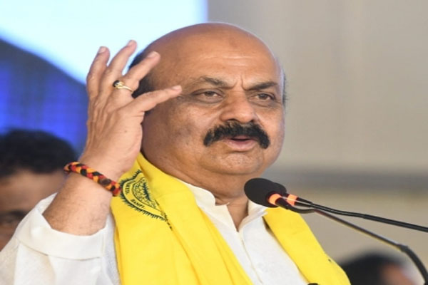 कर्नाटक के सीएम ने कांग्रेस से कहा- 'अपने विधायकों की रक्षा करें'