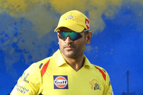 Dhoni daughter gets rape threats for dad failure - Cricket News in Hindi