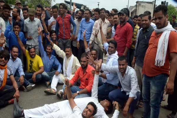 Farmer unions demand Presidents rule in Madhya Pradesh - Bhopal News in Hindi