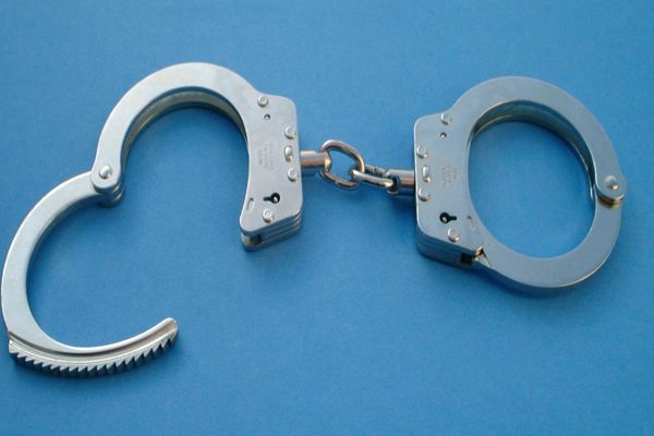 Alcohol sold in the market, record FIR against five excise officers - Sikar News in Hindi