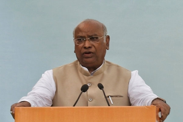 Bharat Jodo Yatra: Kharge said – Ram is in BJPs mouth with a knife next to it and they are dividing the society with this knife - Panipat News in Hindi