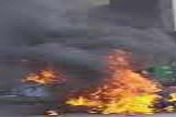 Panic caused by fire in Bangle factory in Bapu market of Jaipur - Jaipur News in Hindi