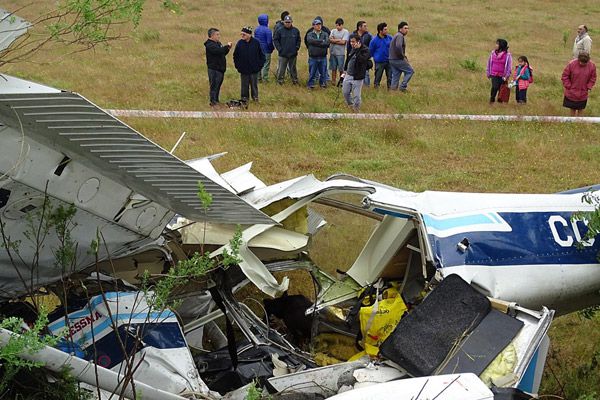 Four killed after plane crashes after troubled landing in chile - World News in Hindi