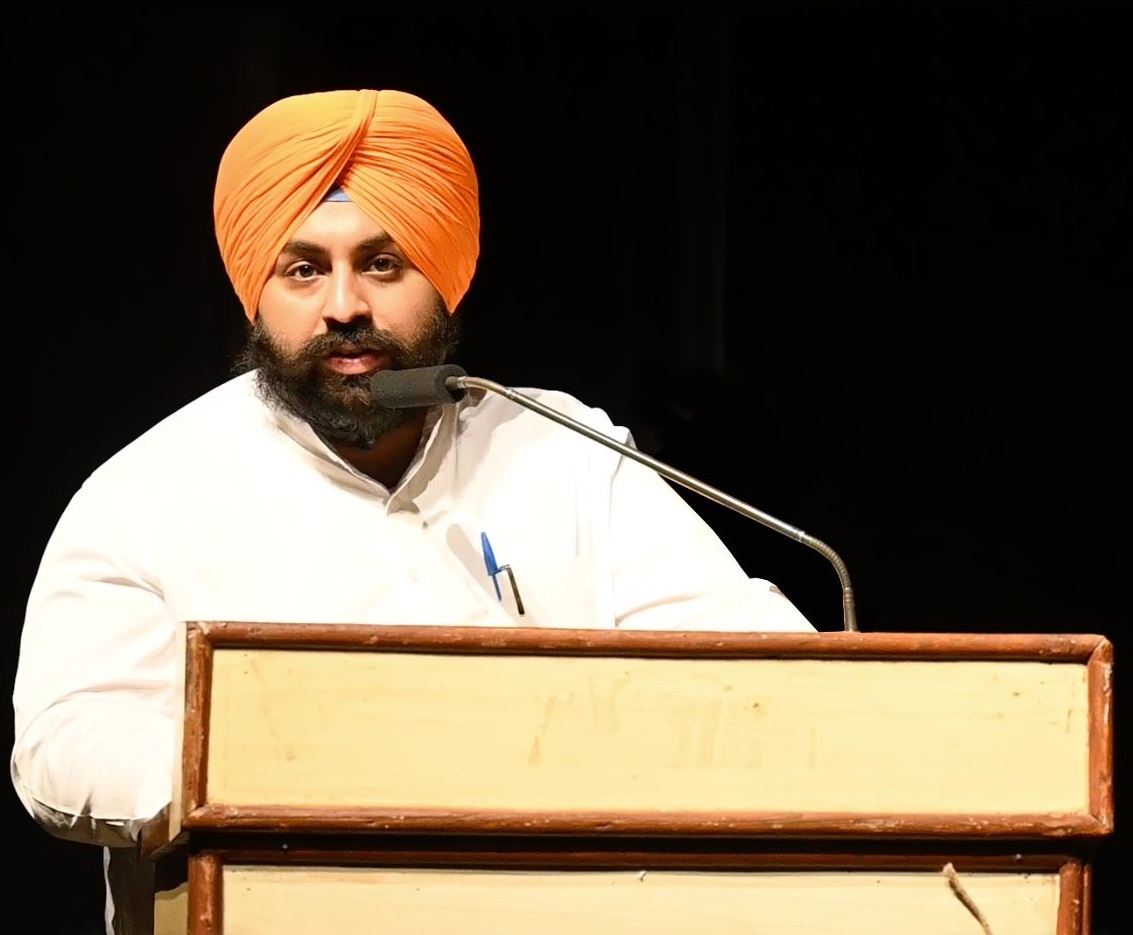 लुप्त हो रहे पंजाबी शब्दों की खोज और उनके अर्थों की समझ से नई पीढी पुरानी संस्कृति से जुड़ेगी- बैंस