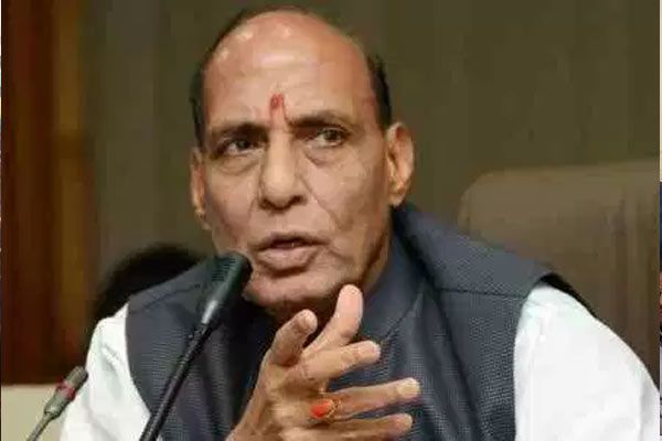 rahul sat down on puncture bicycle said Rajnath in mathura - Mathura News in Hindi