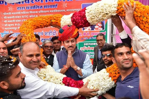 Rajyavardhan Singh Rathore attended various programs in Banasur - Alwar News in Hindi