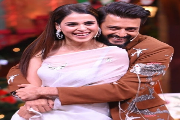 Letters, Roses, Romance: When Riteish and Genelia were dating - Bollywood News in Hindi