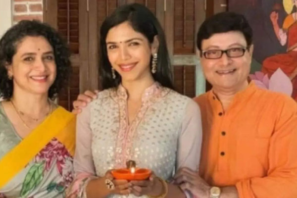 Sachin and Supriya Pilgaonkar are proud of daughter Shriya work in Guilty Minds - Bollywood News in Hindi