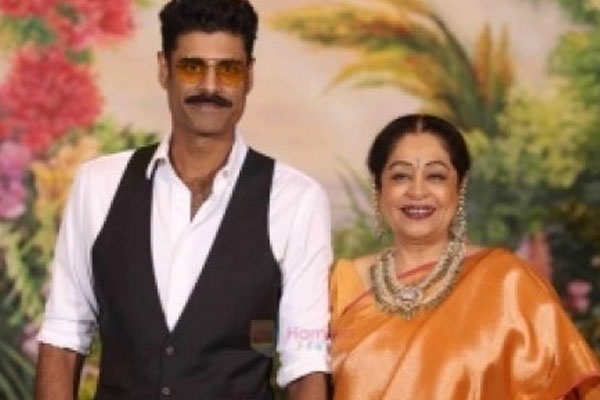 Sikandar joins Kirron Kher for family special episode of Indias Got Talent - Television News in Hindi