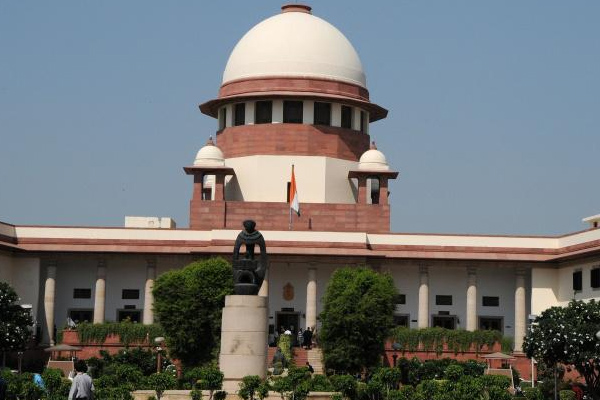 Supreme Court Constitutional Bench Reserves Verdict on Whether Privacy is a Fundamental Right - India News in Hindi