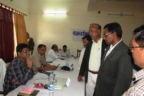 तहसील दिवस: कानून व्यवस्था में जीरो टॉलरेन्स अपनाएं अधिकारी: डीएम