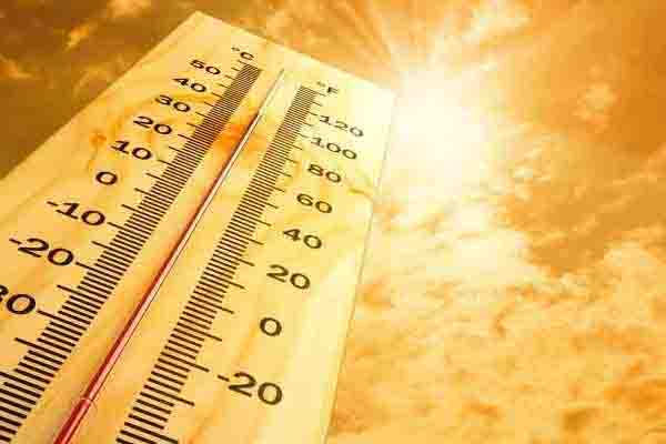महाराष्ट्र में मई की तपिश से लोग परेशान, 26 जिलों में तापमान 40 डिग्री से ज्यादा