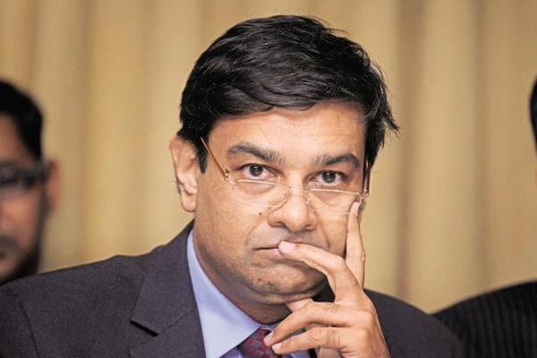 Parliamentary panel asks Patel to respond on RBI autonomy, reserves - Delhi News in Hindi