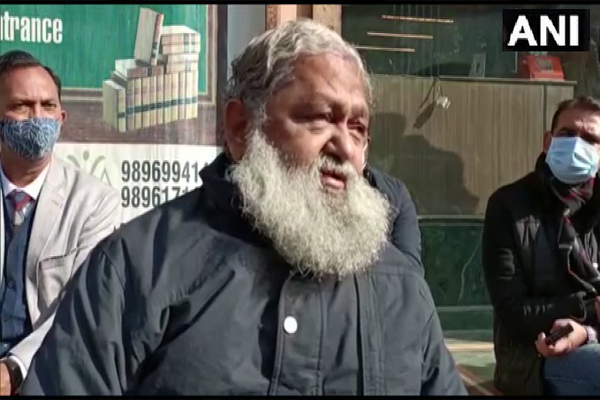 केजरीवाल एक भटकी हुई आत्मा है, जो लोगों को भटकाते रहते है : अनिल विज